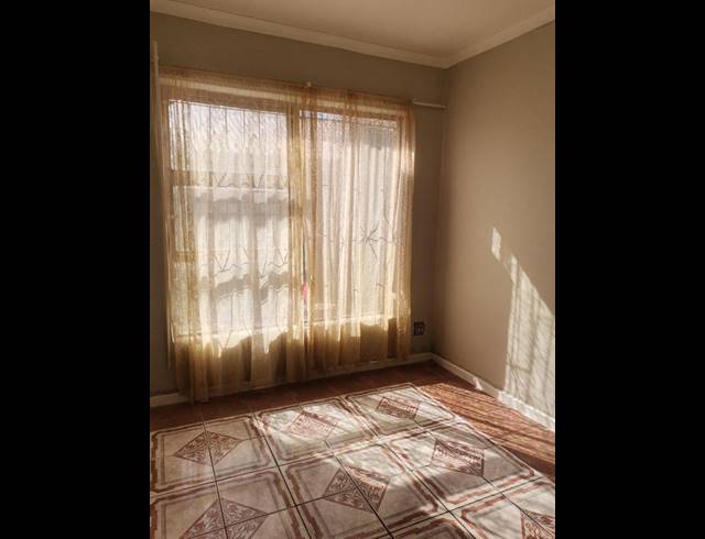 4 BEDROOM PROPERTY TO RENT IN MALABAR